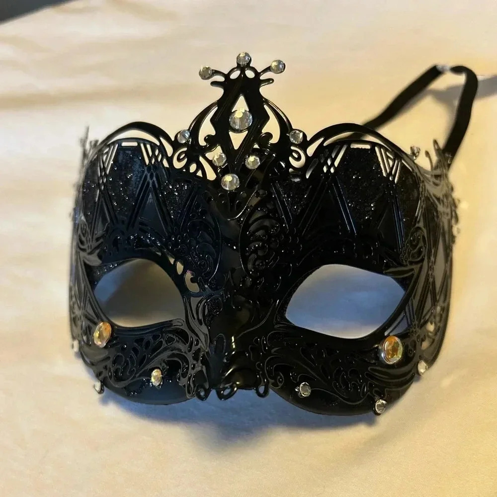 Metal black masquerade mask NWT